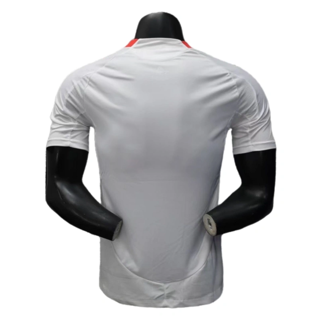 Liverpool's second away player edition football jersey for 2025-2026