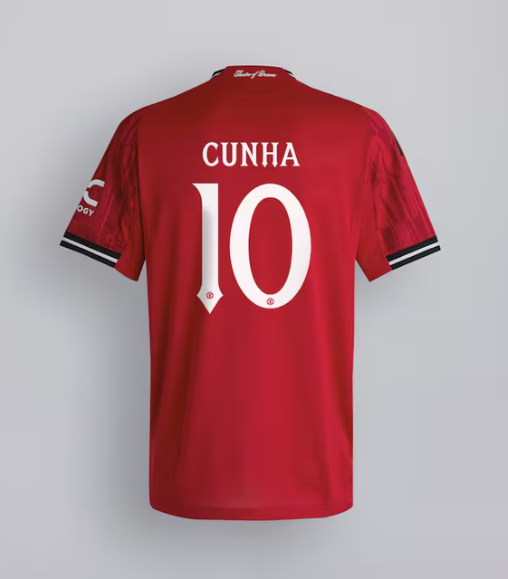 Cunha #10 Manchester United Home Authentic Soccer Jersey 2025/26
